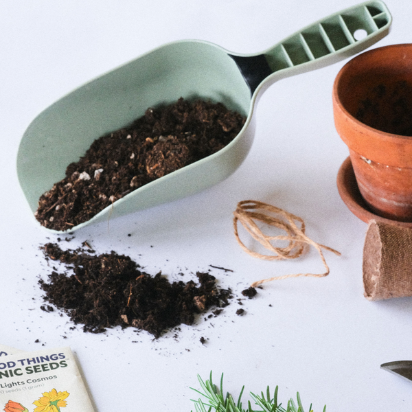 Potting Scoop