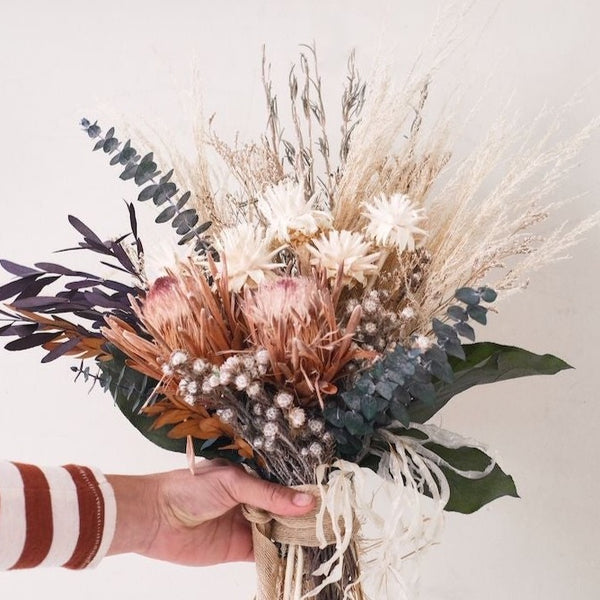 Earthy Extra Large Dried Bouquet
